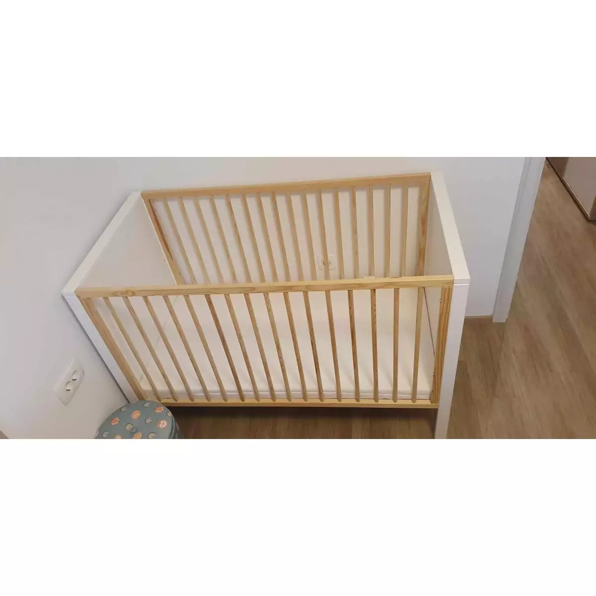 Kinderkraft Baby wooden Mia otroška posteljica + vzmetnica, bela - 1